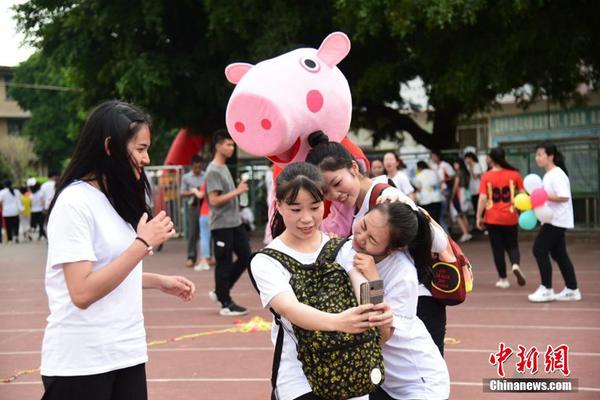 習(xí)近平同巴西聯(lián)邦共和國總統(tǒng)舉行會談 兩國元首一致同意推動中巴全面戰(zhàn)略伙伴關(guān)系取得新的更大發(fā)展