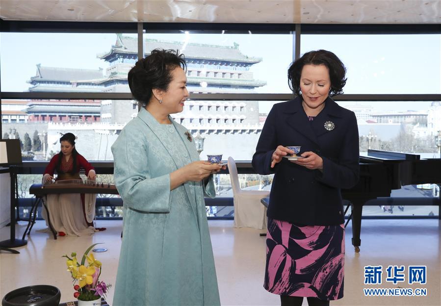李克強會見巴西聯(lián)邦共和國總統(tǒng)