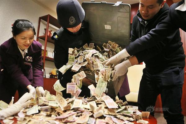 十二屆全國人大常委會第二十九次會議在京閉幕