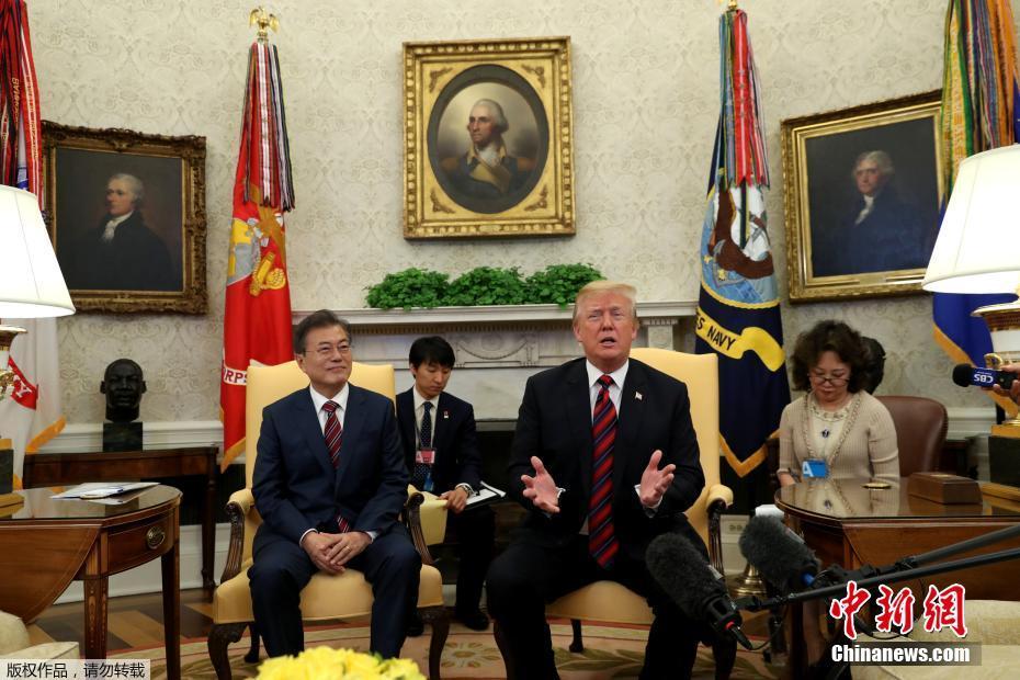 李克強(qiáng)會(huì)見(jiàn)巴西聯(lián)邦共和國(guó)總統(tǒng)