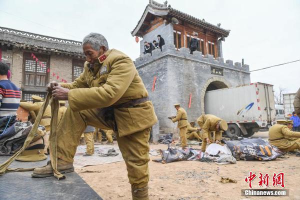 李克強(qiáng)會見巴西聯(lián)邦共和國總統(tǒng)