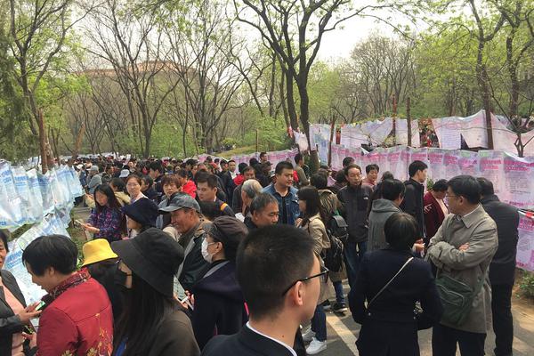 俞正聲會(huì)見(jiàn)巴西聯(lián)邦共和國(guó)總統(tǒng)