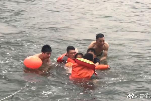 習(xí)近平同巴西聯(lián)邦共和國總統(tǒng)舉行會(huì)談 兩國元首一致同意推動(dòng)中巴全面戰(zhàn)略伙伴關(guān)系取得新的更大發(fā)展