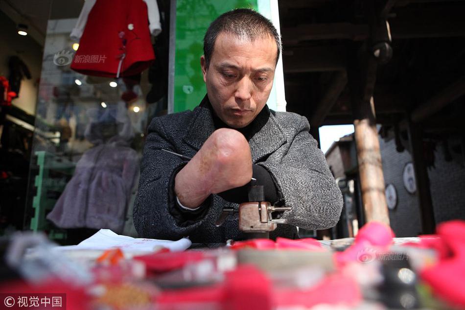 習(xí)近平同巴西聯(lián)邦共和國總統(tǒng)舉行會談 兩國元首一致同意推動中巴全面戰(zhàn)略伙伴關(guān)系取得新的更大發(fā)展