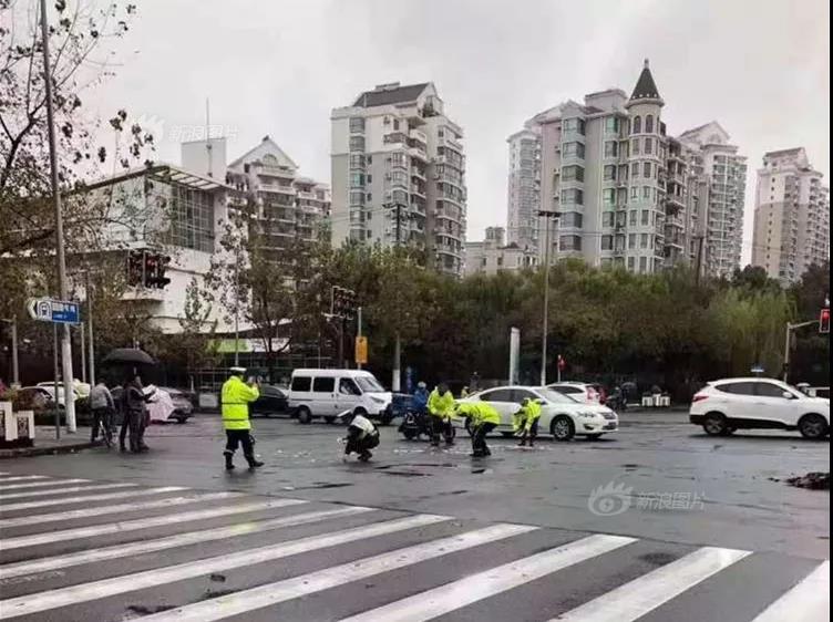 中共中央黨校舉行秋季學(xué)期開(kāi)學(xué)典禮 劉云山出席并講話