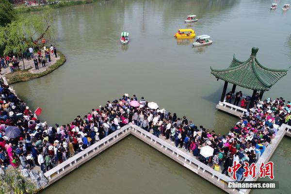 習(xí)近平同巴西聯(lián)邦共和國(guó)總統(tǒng)舉行會(huì)談 兩國(guó)元首一致同意推動(dòng)中巴全面戰(zhàn)略伙伴關(guān)系取得新的更大發(fā)展