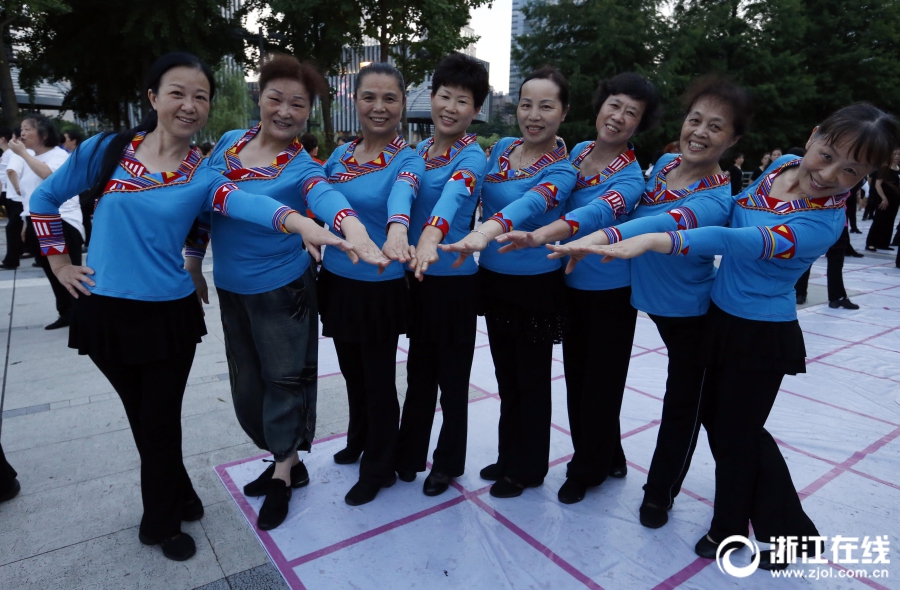 習近平總書記在深度貧困地區(qū)脫貧攻堅座談會上的重要講話引起強烈反響
