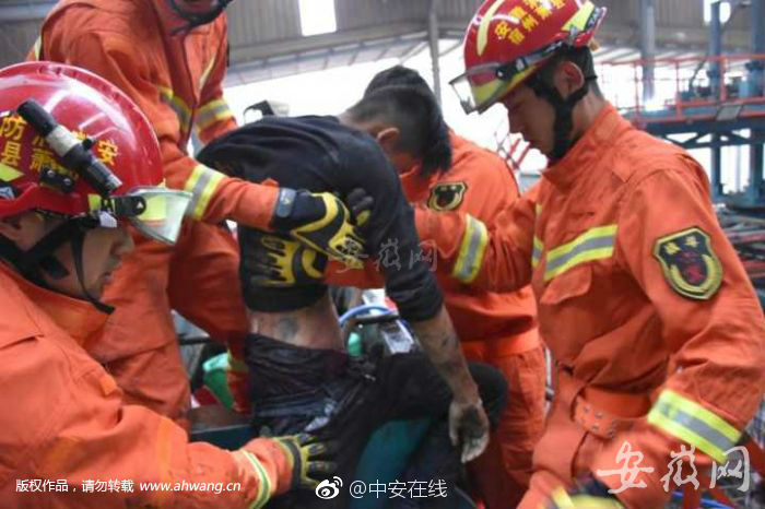 習(xí)近平同巴西聯(lián)邦共和國總統(tǒng)舉行會(huì)談 兩國元首一致同意推動(dòng)中巴全面戰(zhàn)略伙伴關(guān)系取得新的更大發(fā)展