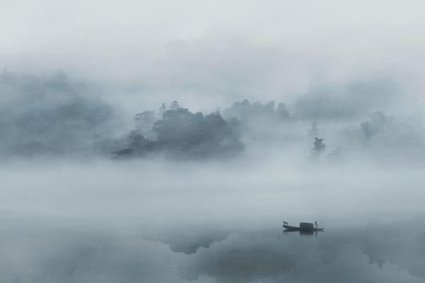 河北“袁府”是養(yǎng)老院？白巖松：要真是，就感動中國了