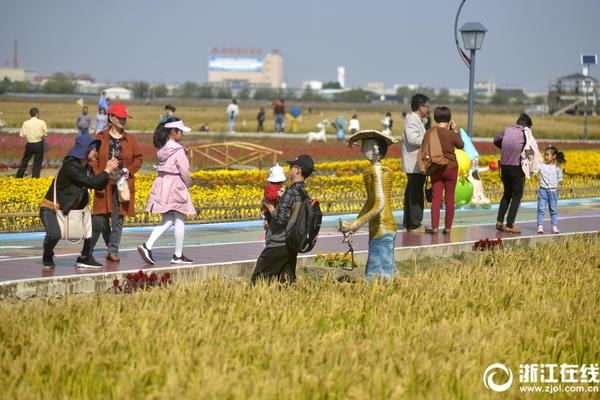 十二屆全國(guó)人大常委會(huì)第二十九次會(huì)議在京閉幕