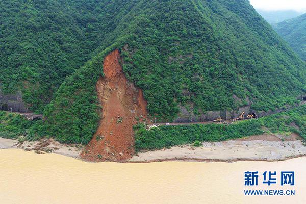 習(xí)近平總書記在深度貧困地區(qū)脫貧攻堅座談會上的重要講話引起強(qiáng)烈反響