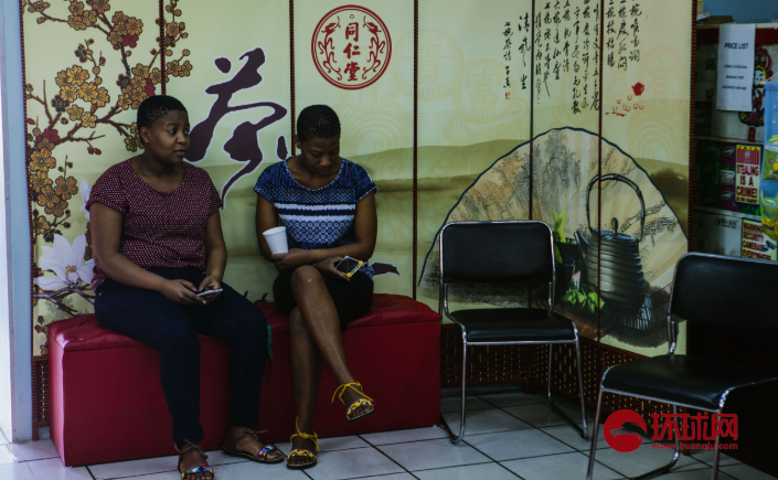 李克強(qiáng)會(huì)見(jiàn)巴西聯(lián)邦共和國(guó)總統(tǒng)