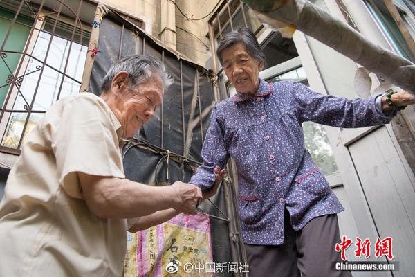 習近平同巴西聯(lián)邦共和國總統(tǒng)舉行會談 兩國元首一致同意推動中巴全面戰(zhàn)略伙伴關(guān)系取得新的更大發(fā)展