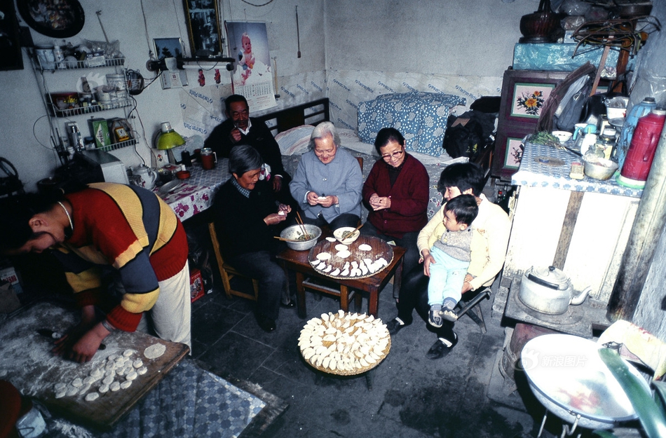 中共中央黨校舉行秋季學(xué)期開學(xué)典禮 劉云山出席并講話
