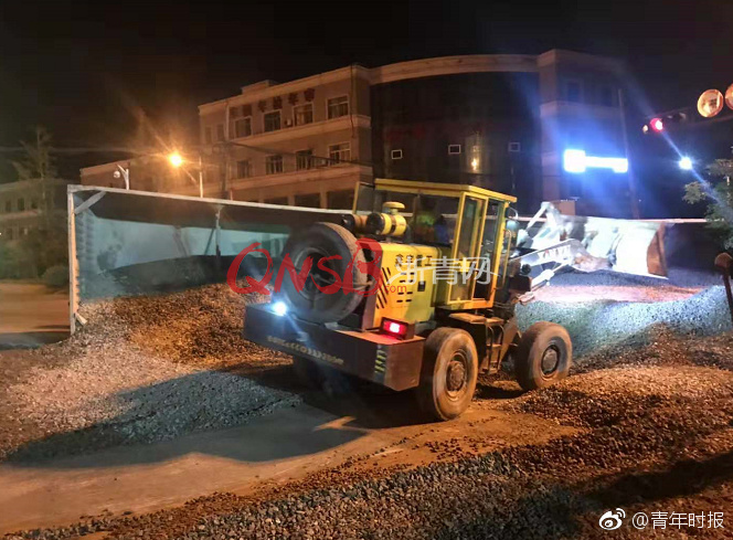 李克強(qiáng)會(huì)見巴西聯(lián)邦共和國(guó)總統(tǒng)