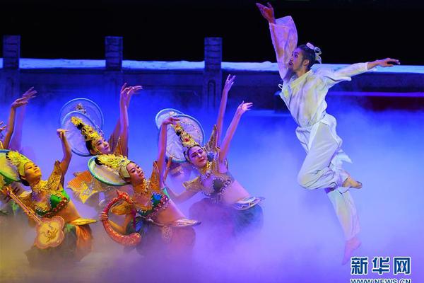 習(xí)近平同巴西聯(lián)邦共和國(guó)總統(tǒng)舉行會(huì)談 兩國(guó)元首一致同意推動(dòng)中巴全面戰(zhàn)略伙伴關(guān)系取得新的更大發(fā)展