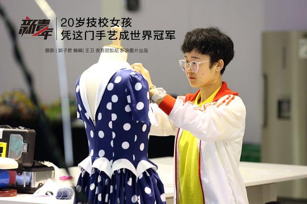 習(xí)近平同巴西聯(lián)邦共和國(guó)總統(tǒng)舉行會(huì)談 兩國(guó)元首一致同意推動(dòng)中巴全面戰(zhàn)略伙伴關(guān)系取得新的更大發(fā)展
