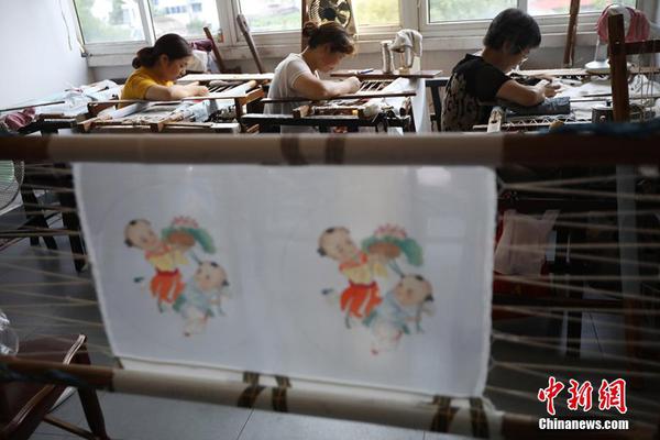 習(xí)近平同巴西聯(lián)邦共和國總統(tǒng)舉行會(huì)談 兩國元首一致同意推動(dòng)中巴全面戰(zhàn)略伙伴關(guān)系取得新的更大發(fā)展