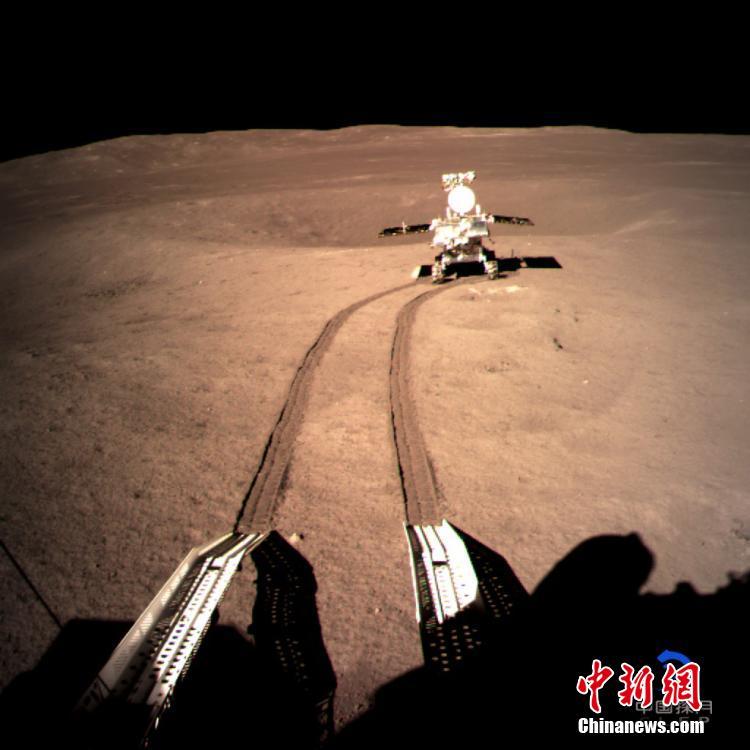 李克強(qiáng)會見巴西聯(lián)邦共和國總統(tǒng)