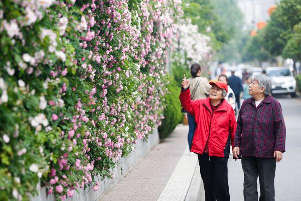 十二屆全國人大常委會(huì)第二十九次會(huì)議在京閉幕