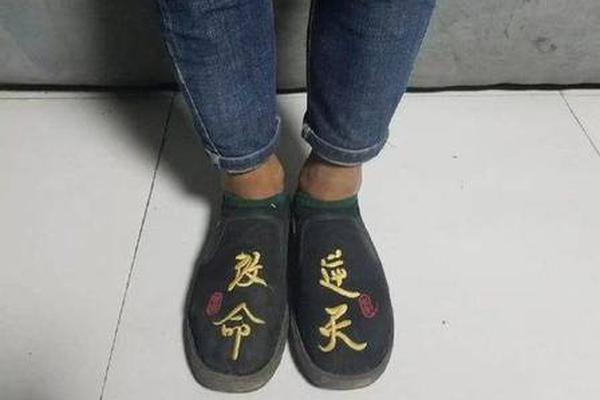 習(xí)近平總書記在深度貧困地區(qū)脫貧攻堅座談會上的重要講話引起強烈反響