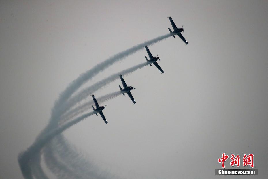 習(xí)近平同巴西聯(lián)邦共和國總統(tǒng)舉行會(huì)談 兩國元首一致同意推動(dòng)中巴全面戰(zhàn)略伙伴關(guān)系取得新的更大發(fā)展