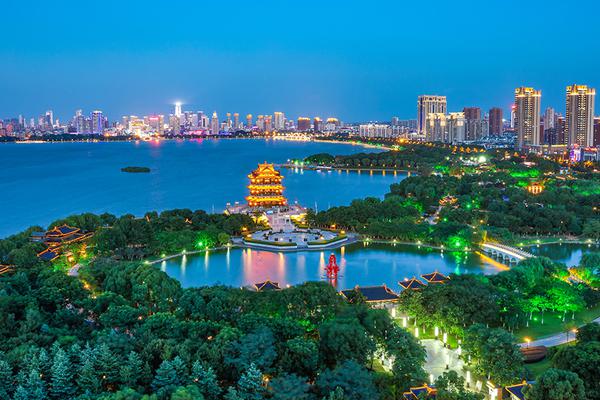 習(xí)近平同巴西聯(lián)邦共和國(guó)總統(tǒng)舉行會(huì)談 兩國(guó)元首一致同意推動(dòng)中巴全面戰(zhàn)略伙伴關(guān)系取得新的更大發(fā)展