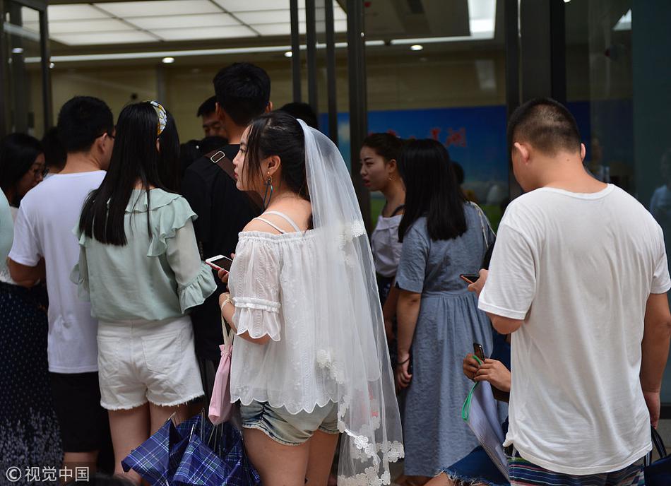 十二屆全國(guó)人大常委會(huì)第二十九次會(huì)議在京閉幕
