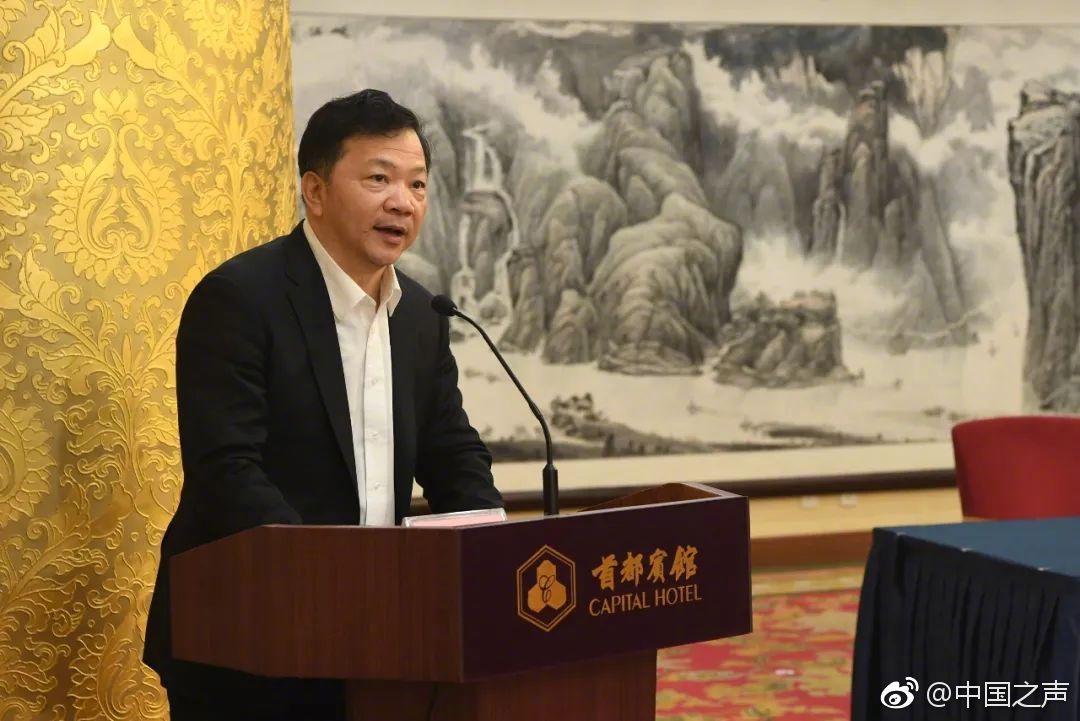 李克強會見巴西聯(lián)邦共和國總統(tǒng)