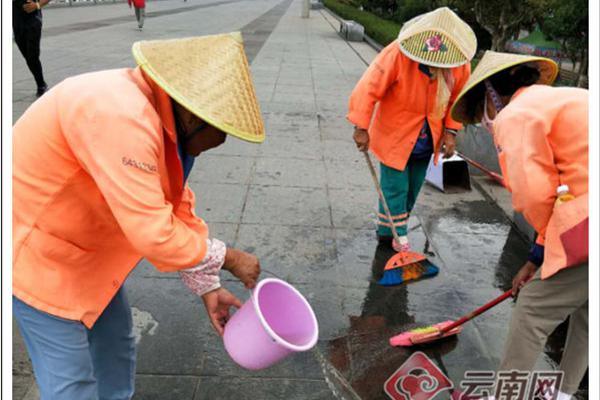 李克強(qiáng)會見巴西聯(lián)邦共和國總統(tǒng)