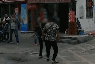 李克強(qiáng)會(huì)見巴西聯(lián)邦共和國(guó)總統(tǒng)