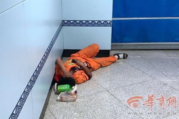 十二屆全國(guó)人大常委會(huì)第二十九次會(huì)議在京閉幕