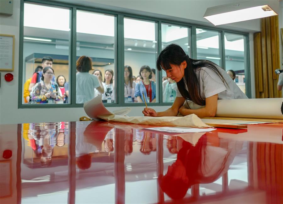 習近平總書記在深度貧困地區(qū)脫貧攻堅座談會上的重要講話引起強烈反響