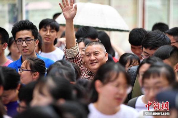 中共中央黨校舉行秋季學(xué)期開(kāi)學(xué)典禮 劉云山出席并講話
