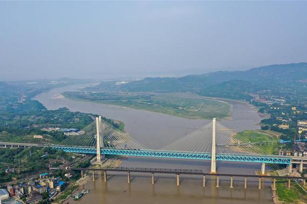 李克強(qiáng)會(huì)見(jiàn)巴西聯(lián)邦共和國(guó)總統(tǒng)