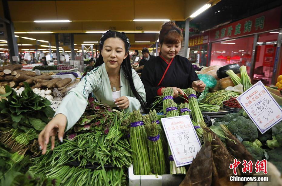 習近平總書記在深度貧困地區(qū)脫貧攻堅座談會上的重要講話引起強烈反響